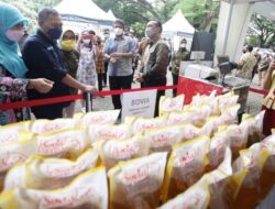 Kemendag Gelar Operasi Pasar Minyak Goreng Kemasan di Ritel Modern Kota Bandung